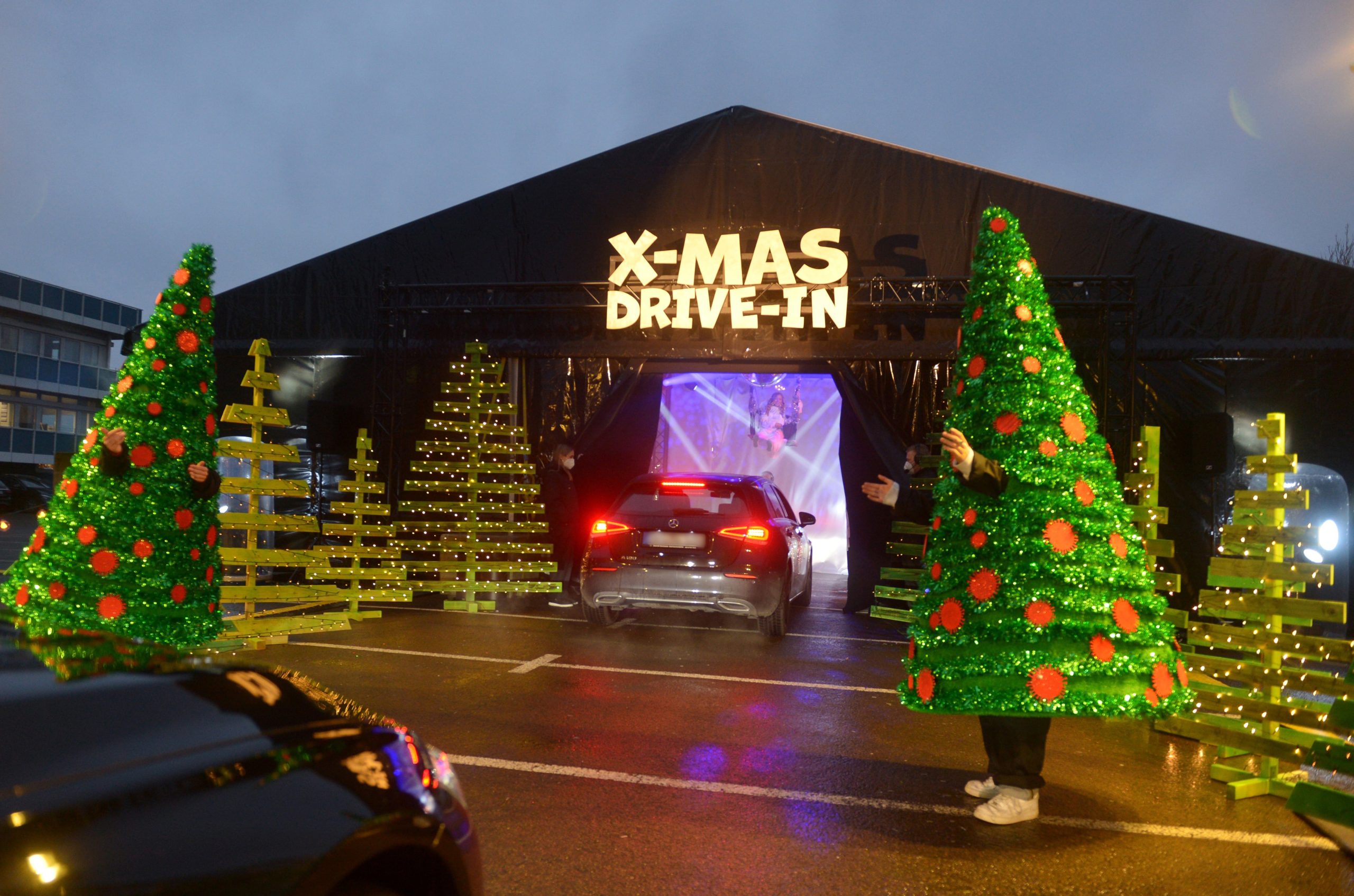 Leschaco-x-mas-drive-in